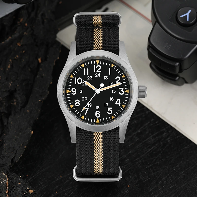 Militado Watch VH31 1